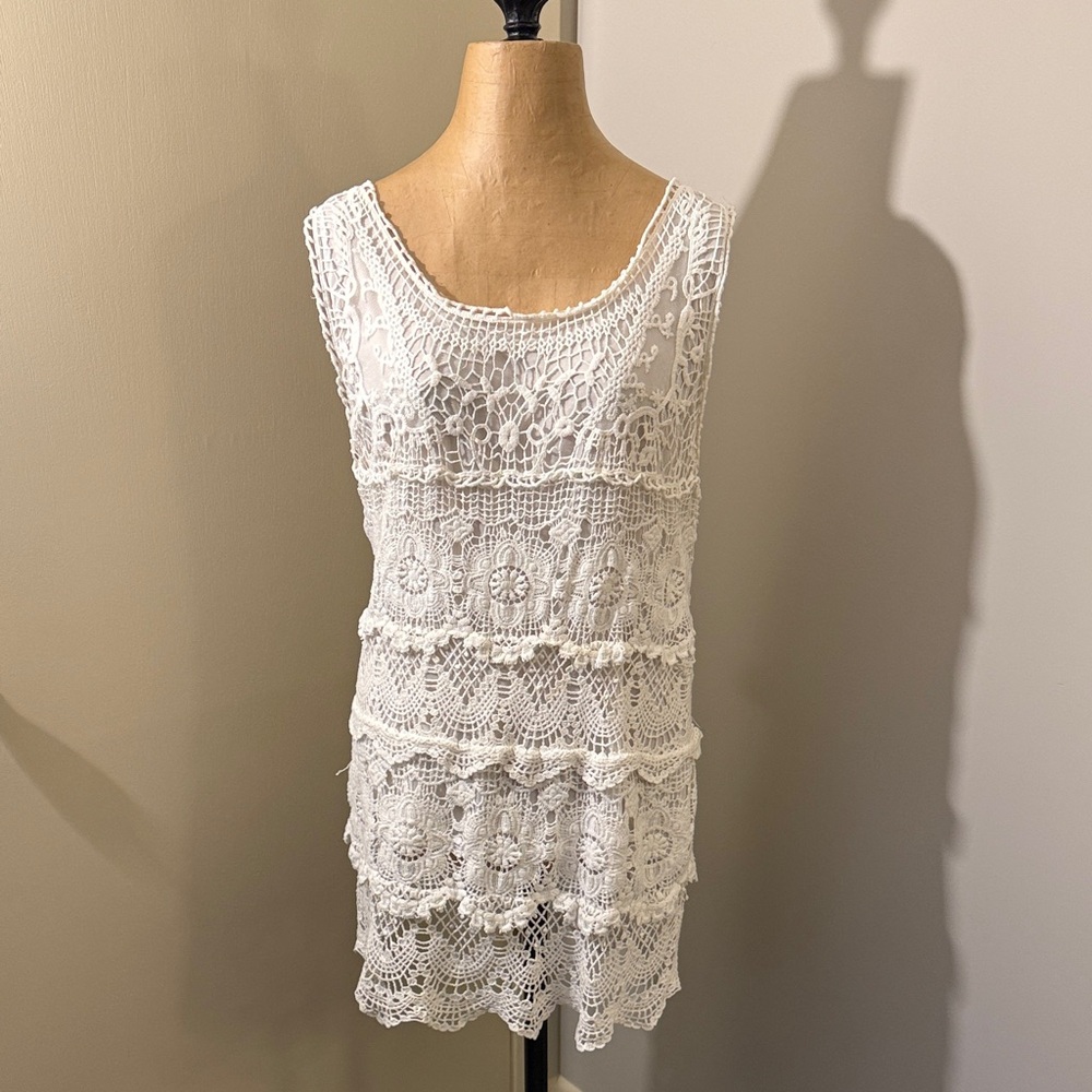 Dressbarn Ivory Lace Detail Top